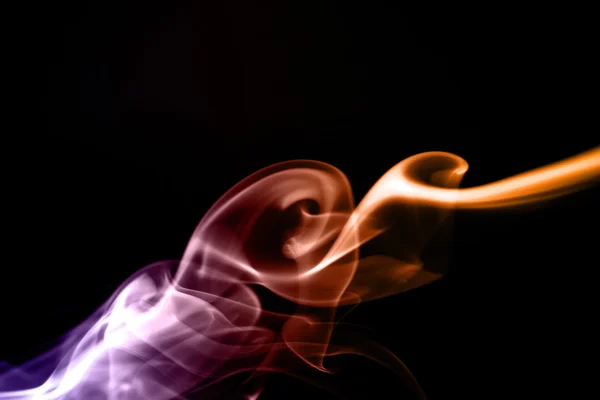 Mehrfarbig rauch qualm Wellen form dampf smoke zigarette — Stock Photo, Image