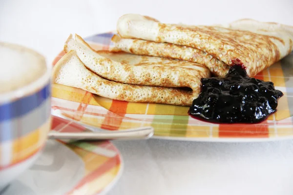 bilberry reçel ve kahve ile kek
