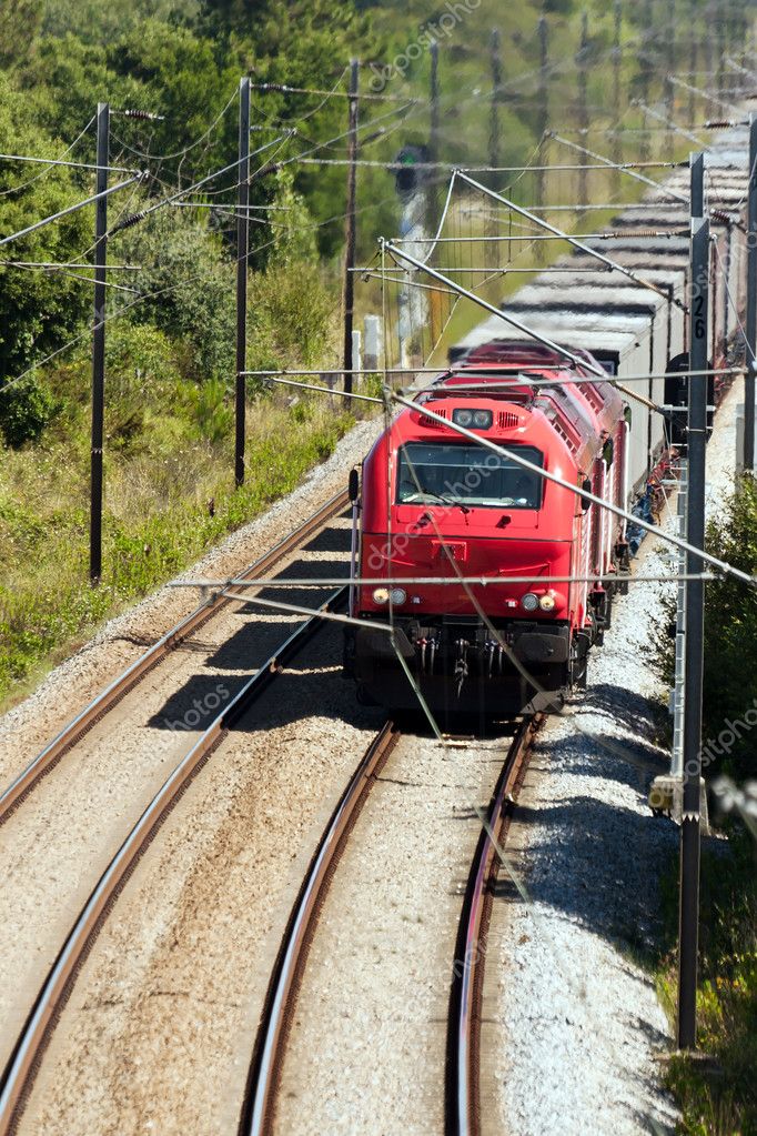 貨物列車交會與一些貨車在葡萄牙