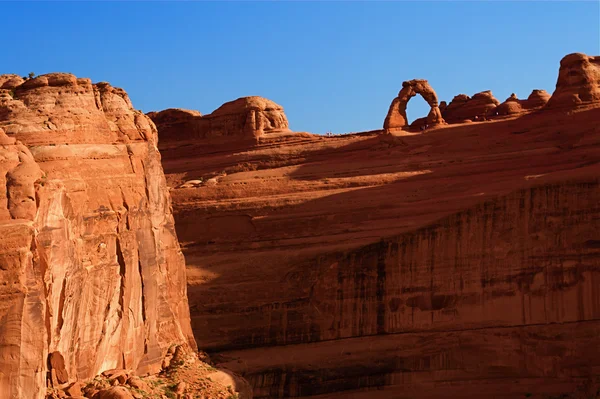 赤い岩のアーチ — ストック写真
