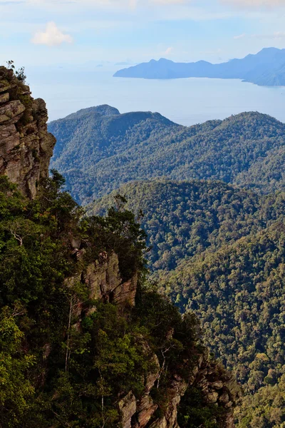 Bergblick auf die Insel Lankawi — Stockfoto
