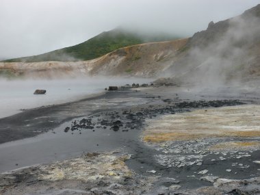 Caldera Golovnin'ın yanardağ