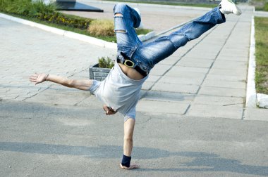 B-boying