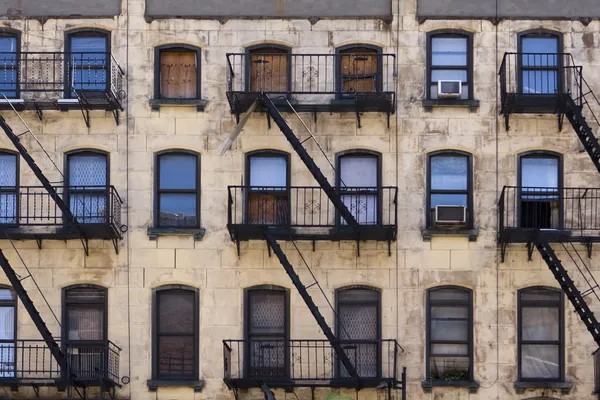 Immeuble résidentiel à New York — Photo