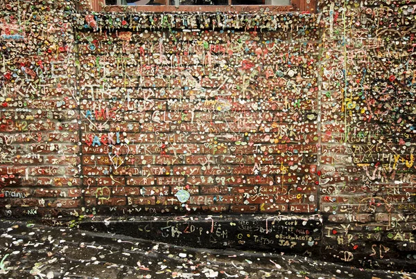 Post Alley Walls com chiclete — Fotografia de Stock