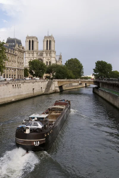 Французька річці човен — стокове фото