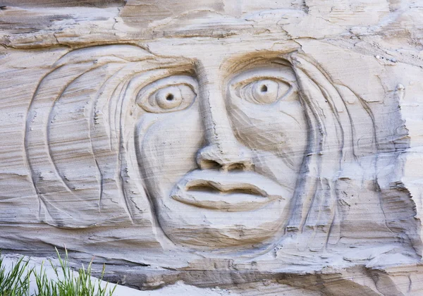 Обличчя в пісок Скеля — стокове фото