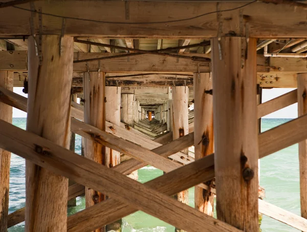 釣り桟橋の構造 — ストック写真