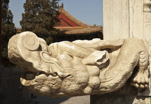 Cinese coccodrillo scultura in pietra — Foto Stock