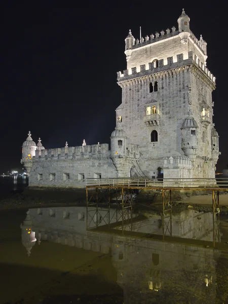 Tornet av Belém med reflektion — Stockfoto