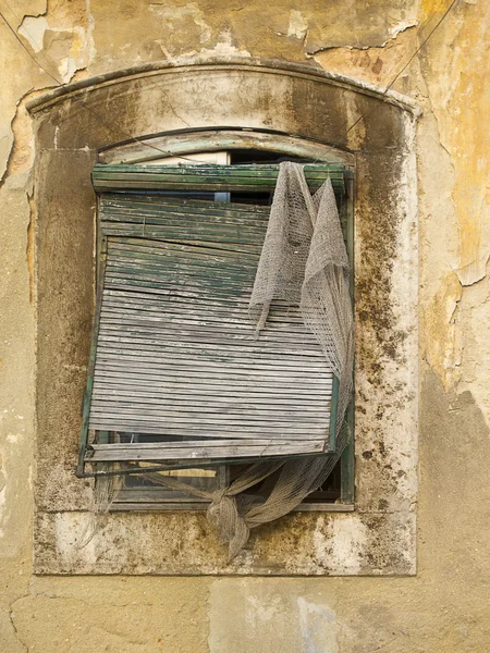 Stará okna rolety — Stock fotografie