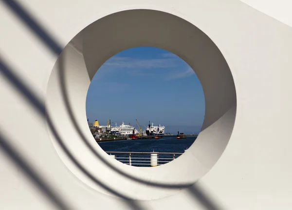 Stock image Dublin Harbor Through Circle