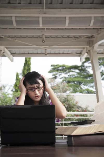Stressed asian businesswoman — Stock Photo, Image