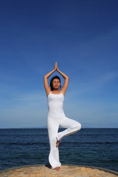 Yoga por el Mar —  Fotos de Stock
