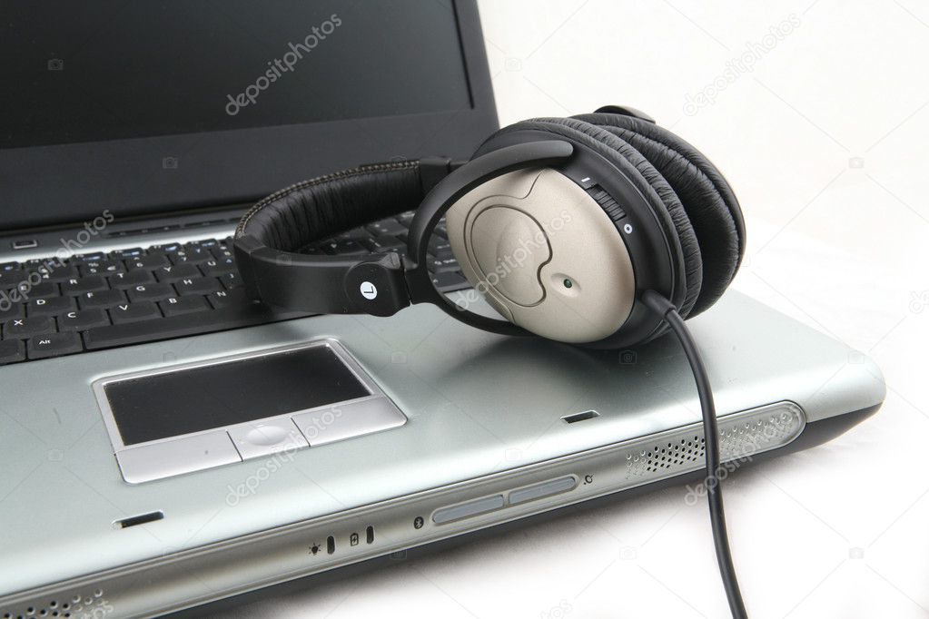 Laptop and headphone