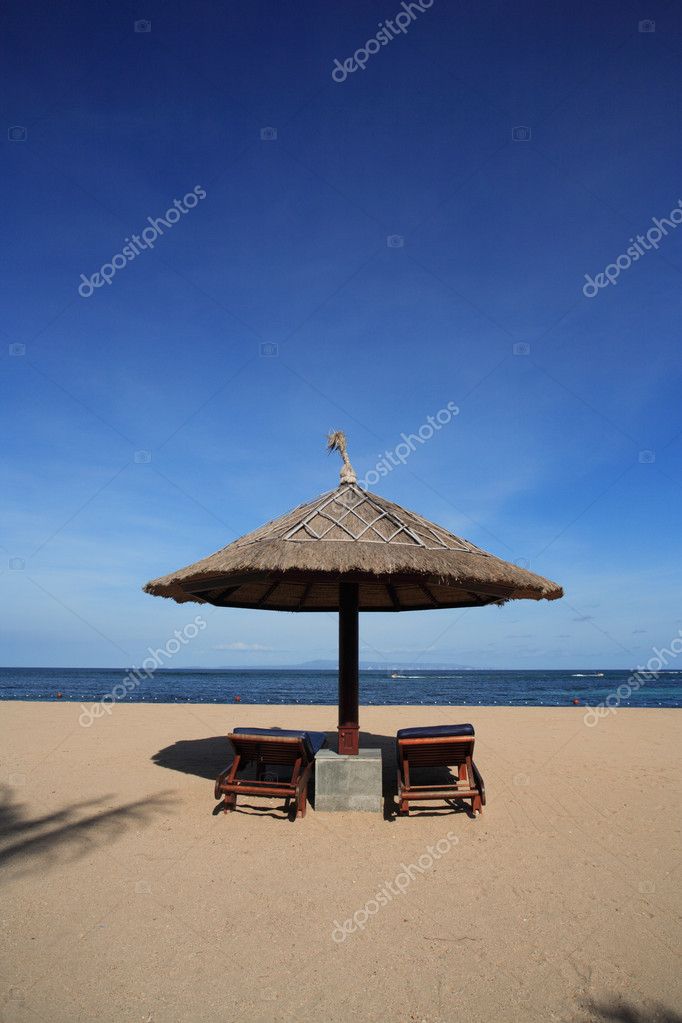 Gazebo la hermosa playa: fotografía de stock © realinemedia #7661200 | Depositphotos