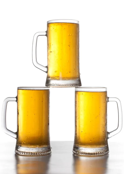 Tres tazas de cerveza —  Fotos de Stock