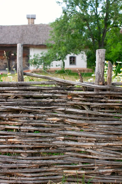 Традиционная украинская усадьба в Пирогово — стоковое фото