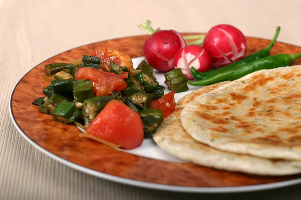Серия индийских блюд - вегетарианская еда — стоковое фото