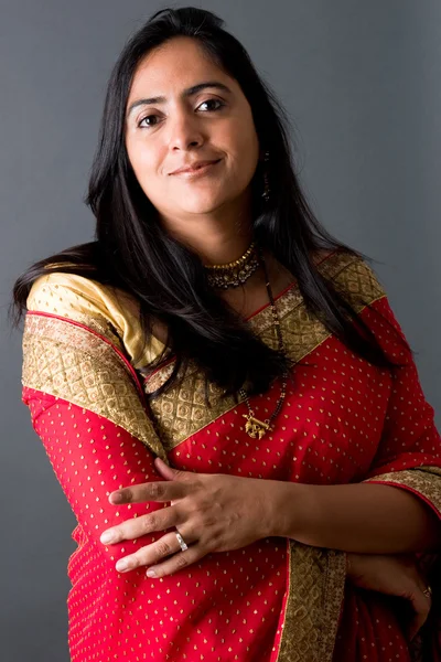 Beautiful Indian Woman — Stock Photo, Image