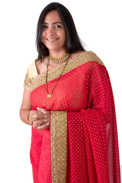 Красива індійська жінка — стокове фото