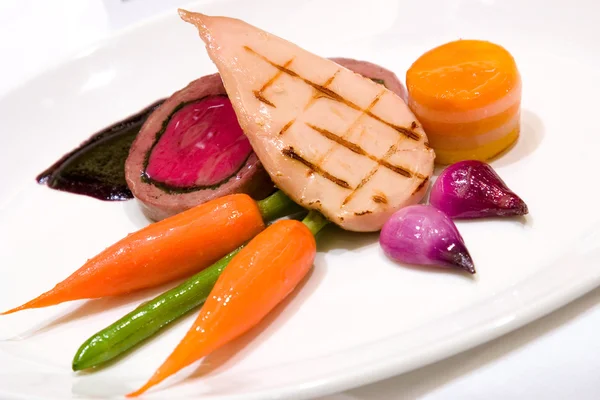 Grilled Chicken Breast with Veal Tenderloin Terrine — Stock Photo, Image