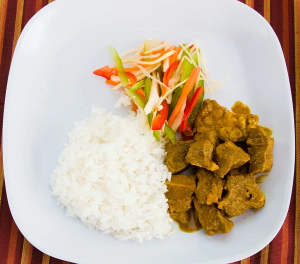 Curry de cabra com arroz - Estilo caribenho — Fotografia de Stock
