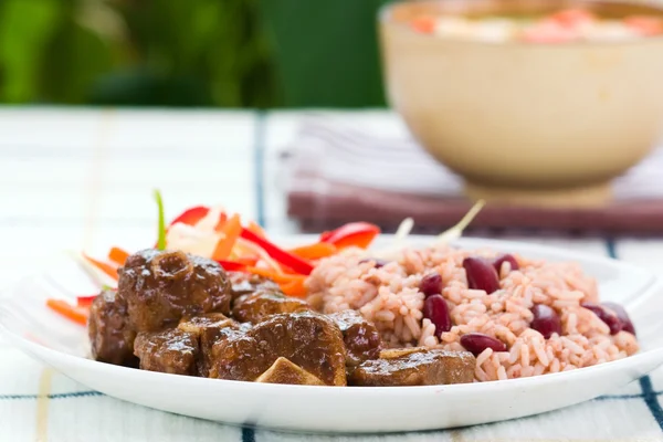 Curry de Oxtail con Arroz - Estilo Caribe — Foto de Stock