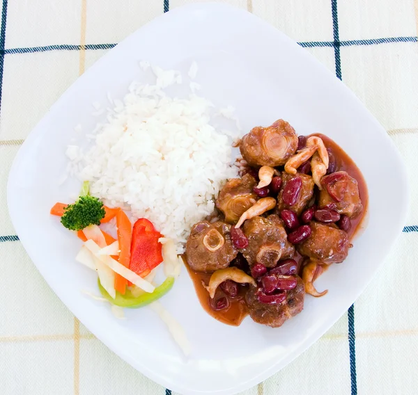 Oxtail Stew with Rice and Vegetables — Stock Photo, Image