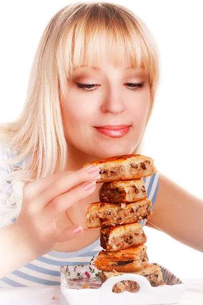 The woman eats pie — Stock Photo, Image