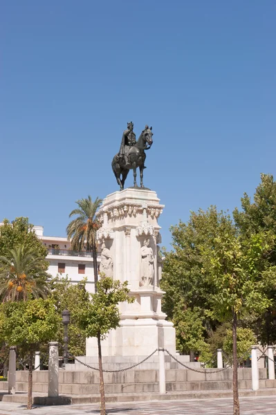 国王圣费迪南的纪念碑 — 图库照片