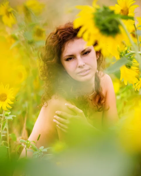Sunflowers and the girl — Stock Photo, Image