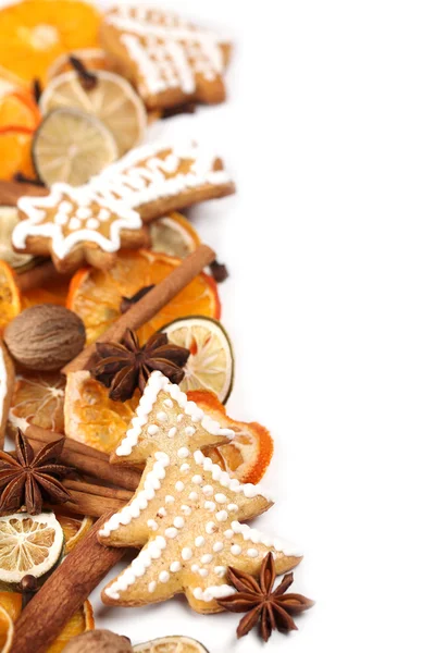 Biscoito de gengibre e especiarias Moldura de Natal — Fotografia de Stock