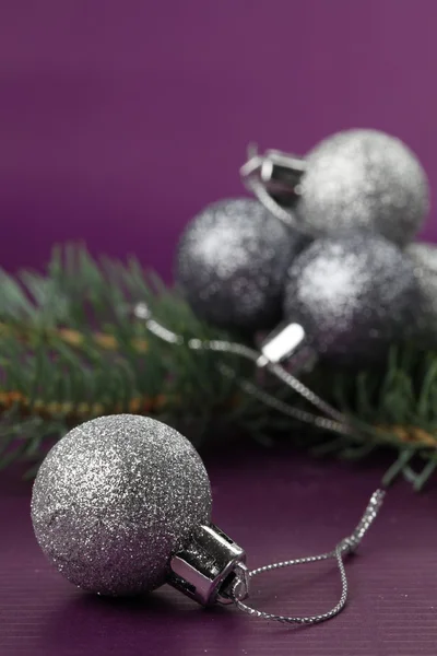 Enfeites de Natal de prata — Fotografia de Stock