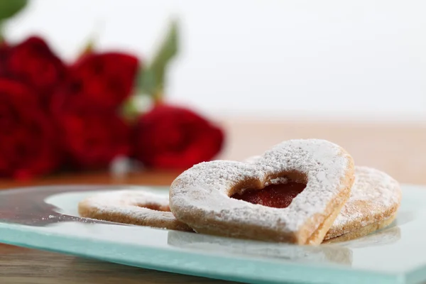 Shortbread hearts and roses — Stock Photo, Image