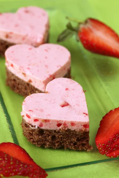 Strawberry heart cakes — Stock Photo, Image