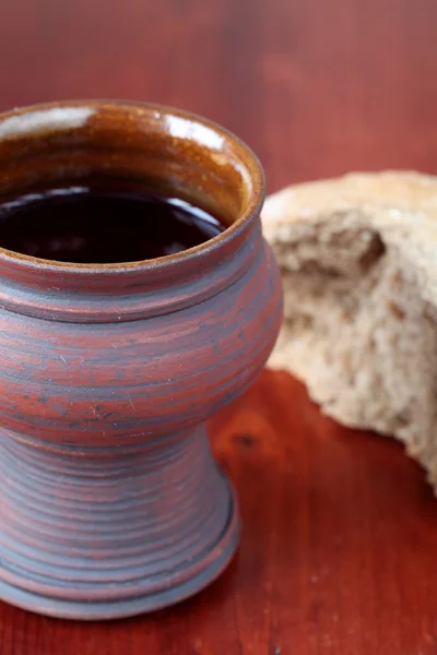 Wijn en brood — Stockfoto