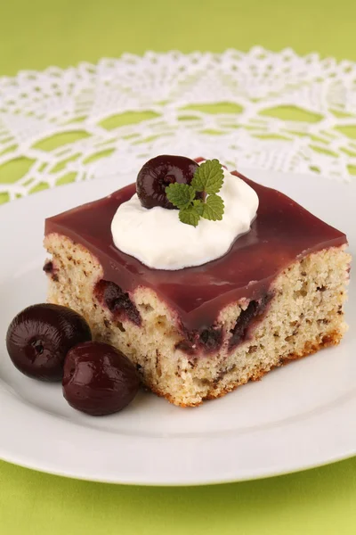 Cherry cake with jelly — Stock Photo, Image