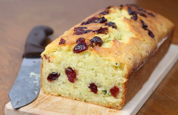 Zucchini bread with cranberries — Stock Photo, Image