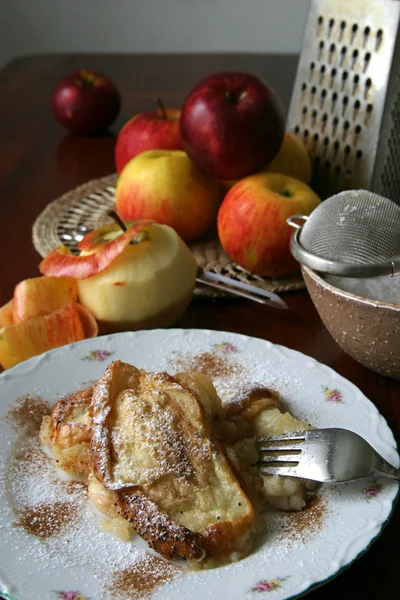 Apple chleb pudding — Zdjęcie stockowe
