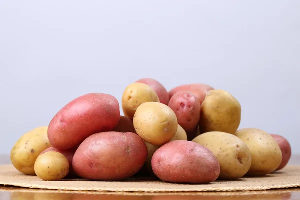 红白两色土豆 — 图库照片
