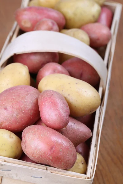 Kırmızı ve Beyaz Patates — Stok fotoğraf