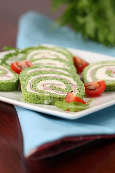 Spinach rolls — Stock Photo, Image