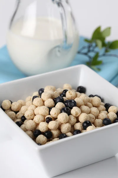 Cereali alla vaniglia con mirtilli — Foto Stock