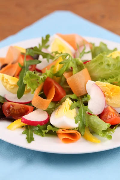 Salade met eieren — Stockfoto
