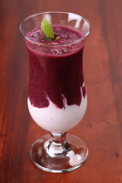 Blueberry milkshake met zure room — Stockfoto