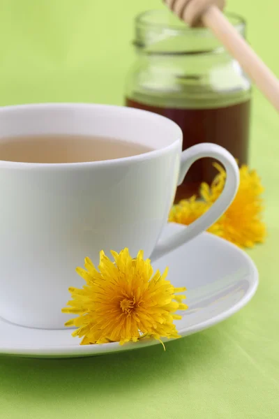 Pampeliška čaj s medem — Stock fotografie