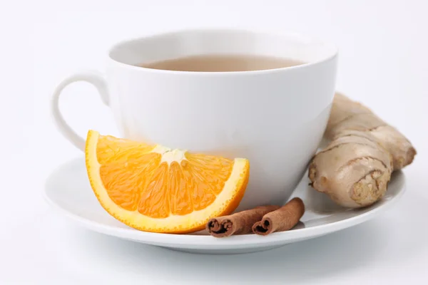 Orange te med kanel och ingefära — Stockfoto