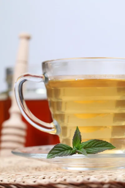 Tee mit Honig und Zitrone — Stockfoto