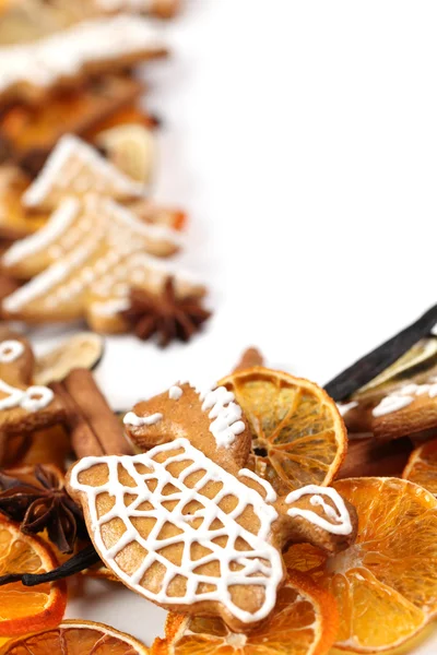 Пряничное печенье и пряности Рождественская рамка — стоковое фото